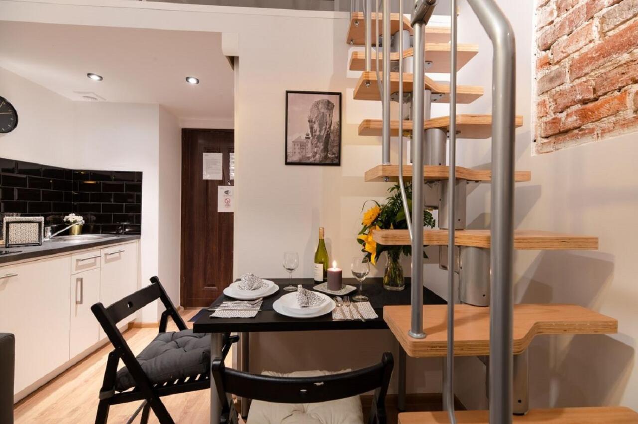 Aparthotel Dietla 99 - Ideal Location - In The Heart Of